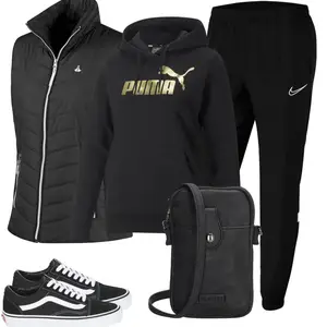 Outfit met Zwart Windjack/Nylon Jas bjØrnson "Sportieve herfstoutfit"