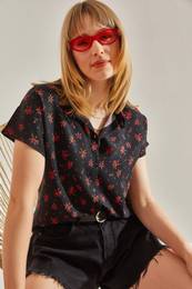 Women's shirt