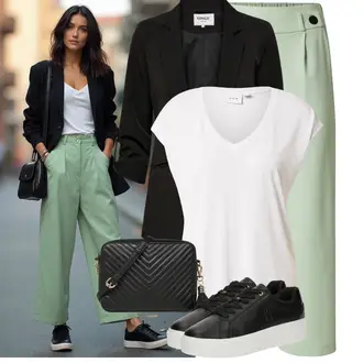 Outfit sa Bijela/Krem Majica I Top Veći Broj/Bluza Veći Broj/Bluza i Tunika Vila "Moderan outfit za slobodno vrijeme"
