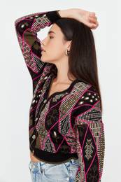 rna pletenina z vzorcem Cardigan