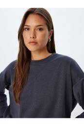 Basic Sweatshirt Long Sleeve Crew Neck