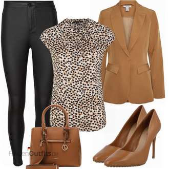 Outfit mit Braun High Heel Aldo "Perfekt für die Arbeit"