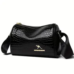 Chic Black Snake Pattern Shoulder Bag With Wide Strap, Large Capacity Crossbody Purse With Zip Closure, Shoulder Bag Fashionable Accessory