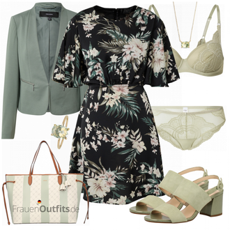 Outfit mit Blau AX Paris "Sommer Bekleidung"