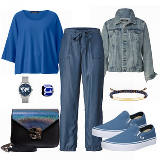 Feine Outfit mit Dunkelblau Canvas-Sneaker Vans "GhAppy Blue"Look: Classic, Uni, Feine