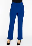 Blaue Jeans mit Schlitz image