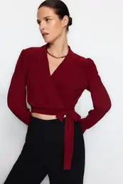 purpurov erven pletov halenka s dvojitm zapnnm a zkrcenou dlkou