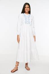 enska obleka Embroidered