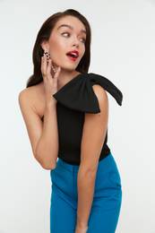 enski top Frill detailed