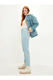 Slouchy Mom Jeans za dame image