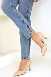 Women's Beige Classic Heeled Shoes 16559