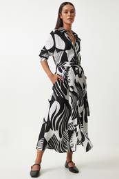 Happiness stanbul Women's Black and White Patterned Belted Viscose Shirt Dress