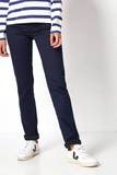 Figurumspielende Winterjeans image