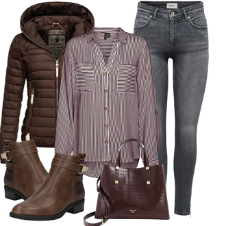 80er Outfit mit Braun/Dunkelbraun/Beige Rahmengenähter Schuh/Vintage Stiefel/Vintage Stiefelette/Reitstiefel/Gefütterte Stiefelette/Leder Stiefelette/Cowboystiefel/Klassischer Stiefel/Chelsea Boot/Lederjacke About You "Cooles Herbst Outfit"Look: Uni, 80er, Country Styl, Cowgirl, Duckfeet, Schön, Western