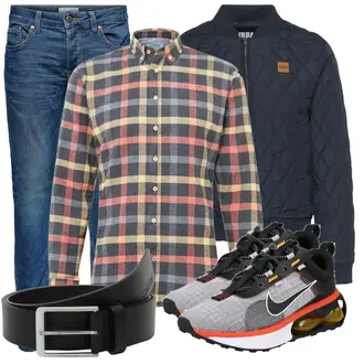 Outfit mit Schwarz Sneaker Nike Sportswear "Alltagsoutfit"