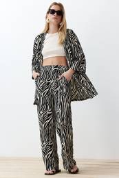 Black Printed Comfortable Cut Flexible Kimono Knitted Bottom-Top Set
