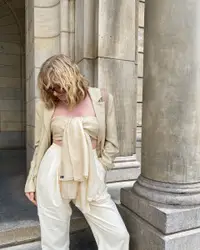 LILLA Beige zijden omslagdoek dames - shawl - zomersjaal
