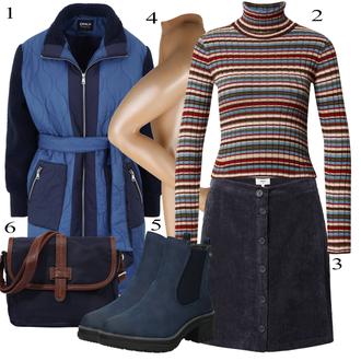 Samt Outfit sa Tamnoplava/Plava Nekategorizirano Object "Tvoj otmjeni outfit"