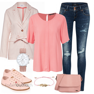Outfit mit Rosa/Beige/Blau Sneaker Tommy Hilfiger "Frühlings Outfit"