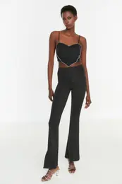Black Accessory Detailed Blouse