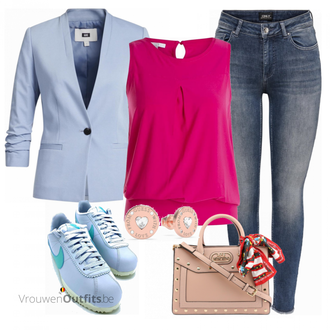Outfit met blauw Sneaker Nike "Outfit voor de lente"
