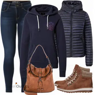 Outfit mit Schwarz Sweatmode Superdry "Herbstlicher Look"